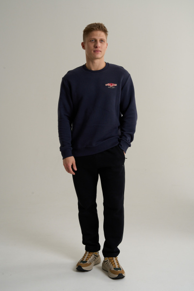 891936001772108645-1440421_2